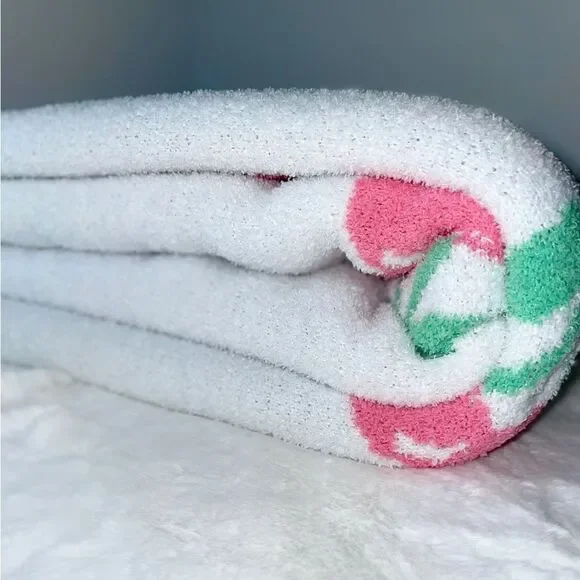 Cupcakes‎ and Cashmere Oversized Cherry Throw Blanket NEW - Picture 4 of 4